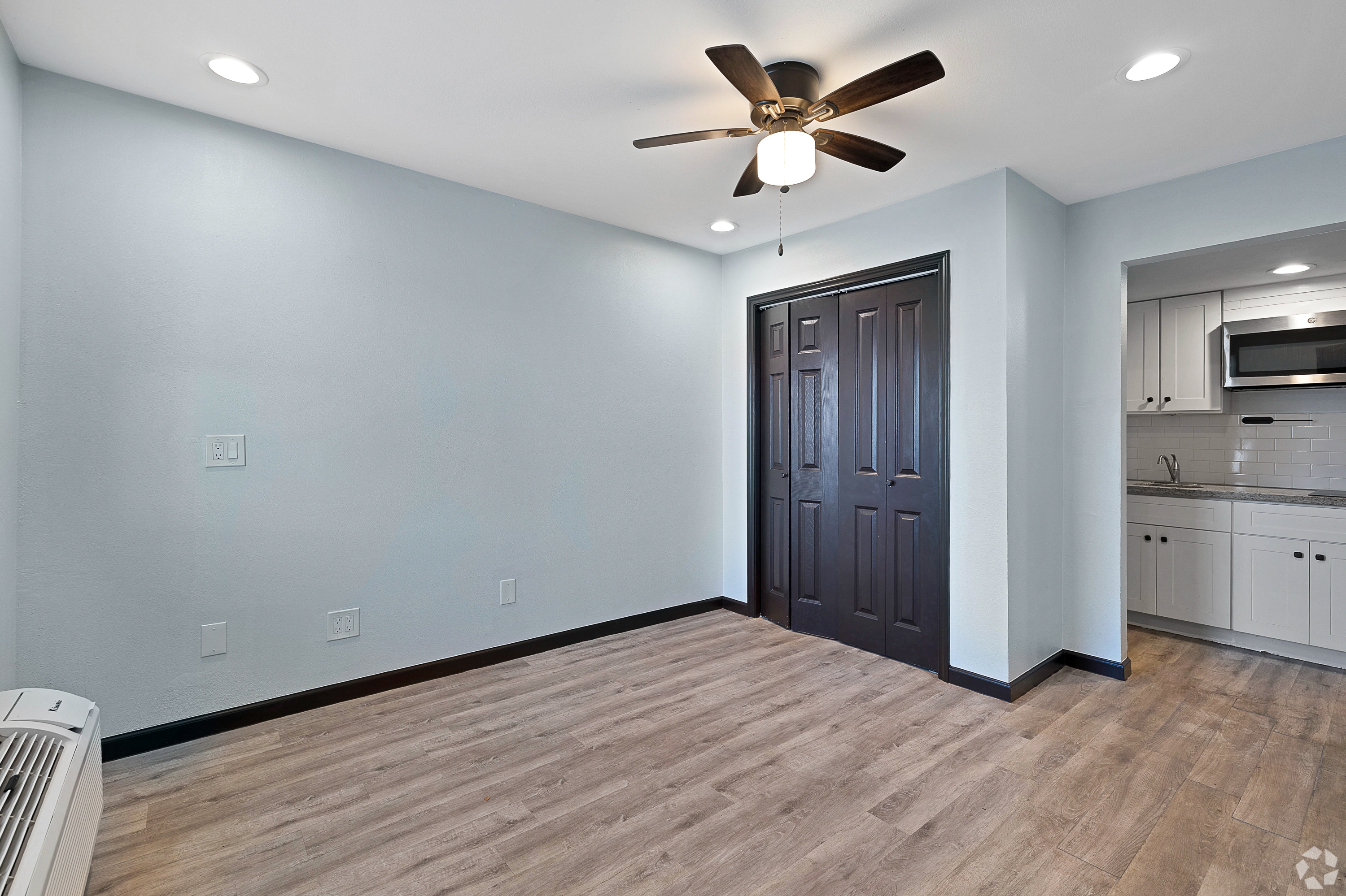 2617 Napoleon Street - 3